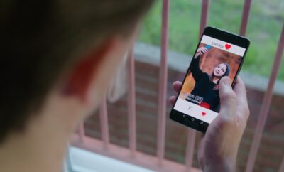 Fatiga de las apps de citas: por qué cada vez más personas buscan conexiones reales